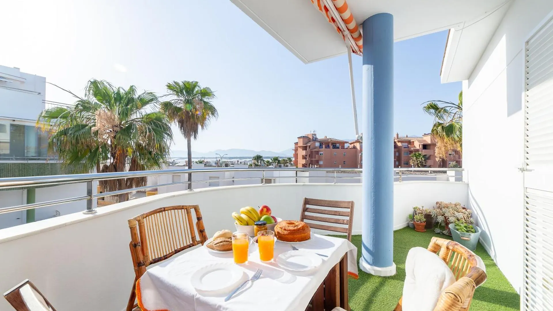 Trendyhomes Almerimar II Apartment