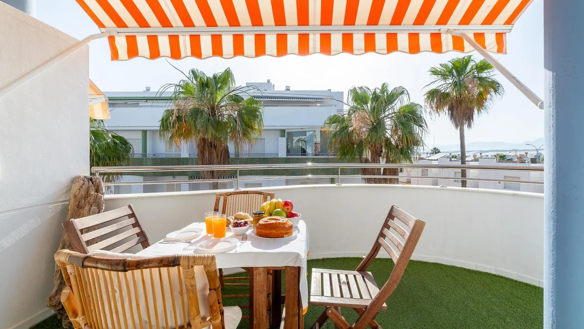 Trendyhomes Almerimar II Apartment