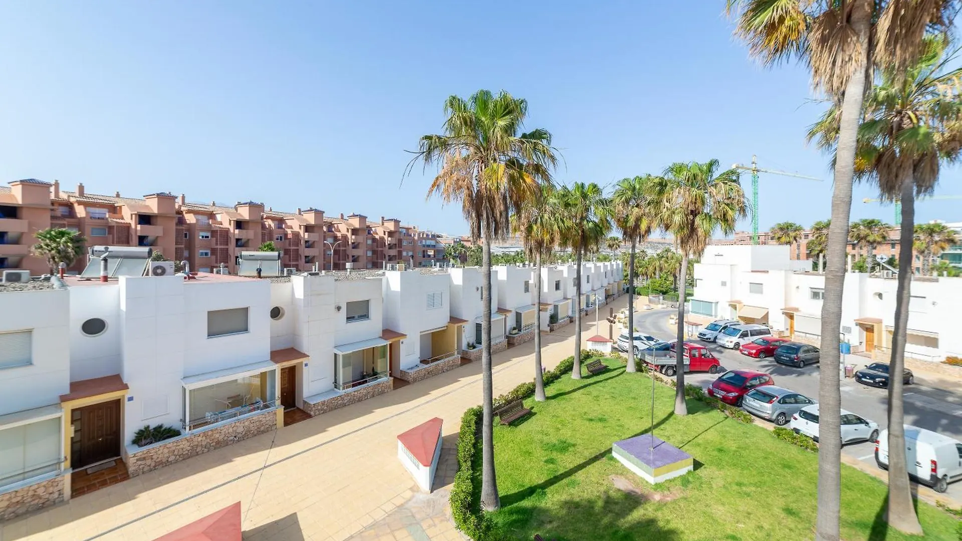 Trendyhomes Almerimar II Apartment